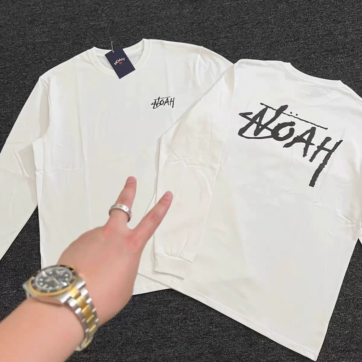 NOAH Front & Back Calligraphy Print Heavy Cotton Unisex Long Sleeve Tee